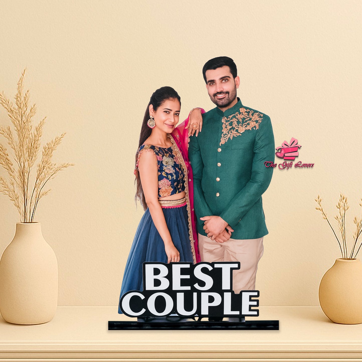 Customized MDF Wooden Couple Cutout Standee